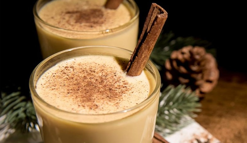 Magie des fêtes dans un verre ! Lait de poule maison !