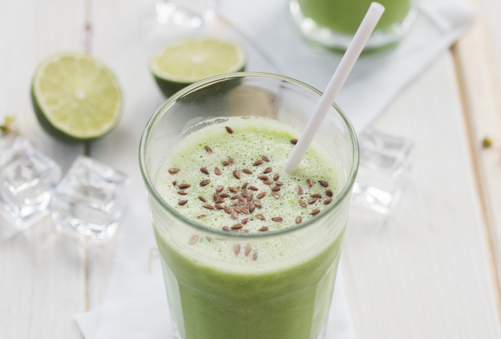Kickstart Your Day with a Power-Packed Green Smoothie!
